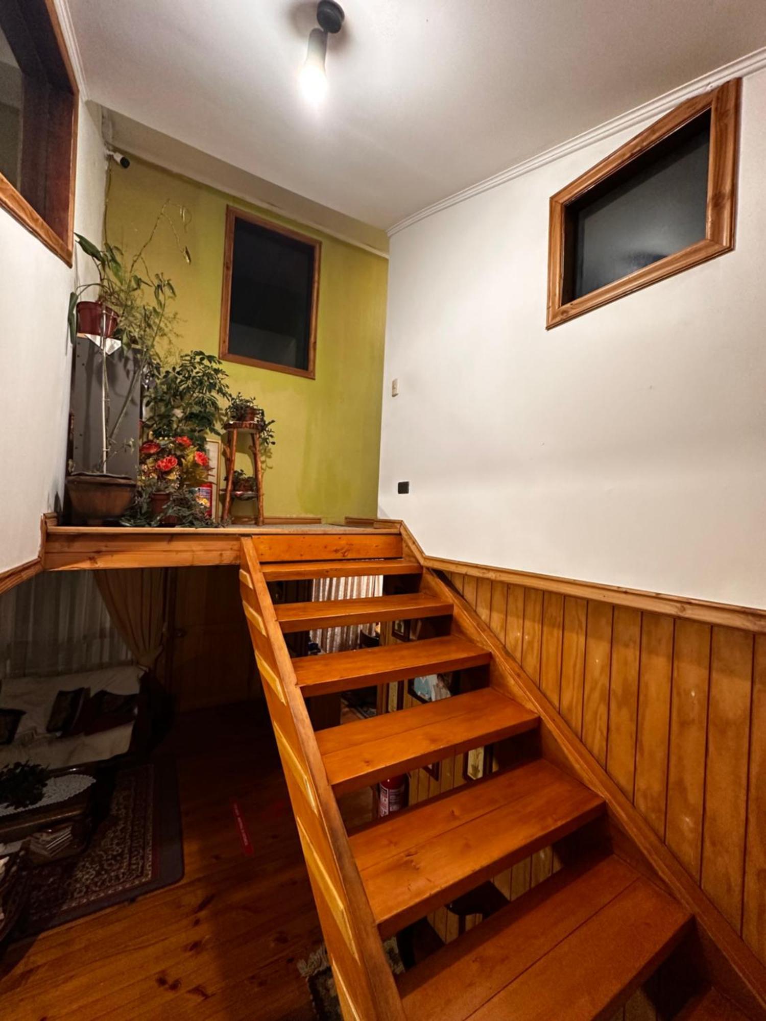 Hostal Y Cabanas Mirando Al Mar Пуэрто-Монт Экстерьер фото