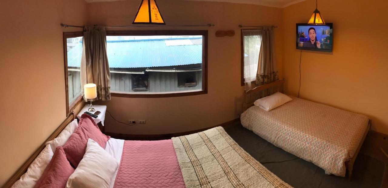 Hostal Y Cabanas Mirando Al Mar Пуэрто-Монт Экстерьер фото