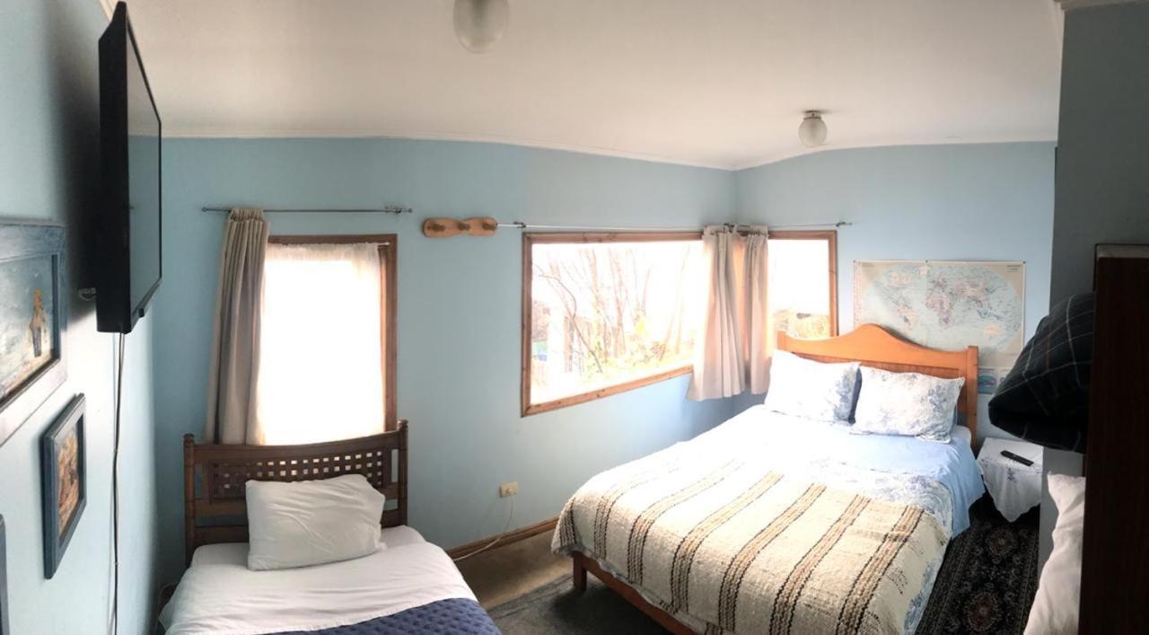 Hostal Y Cabanas Mirando Al Mar Пуэрто-Монт Экстерьер фото